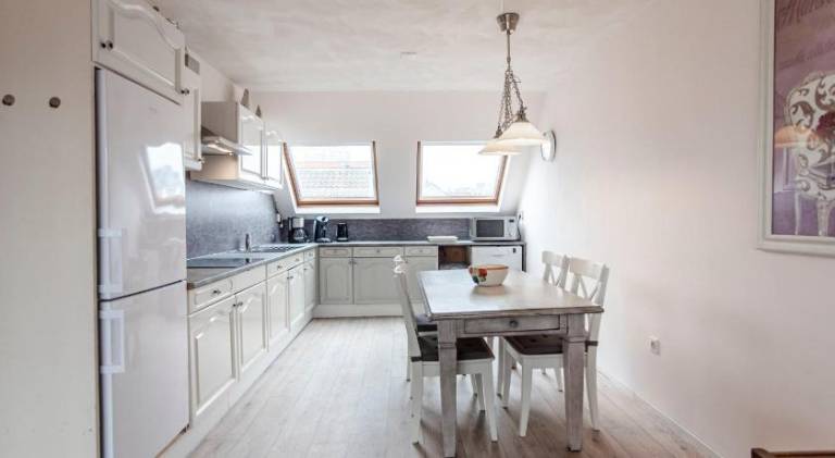 Holiday apartment with 2 rooms for 4 persons — photo 4