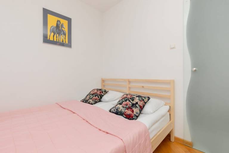 Rental apartment with 1 room for 4 persons — photo 2