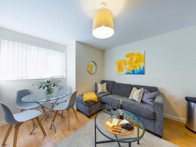 Charming vacation home | Pets are welcome in Oxford