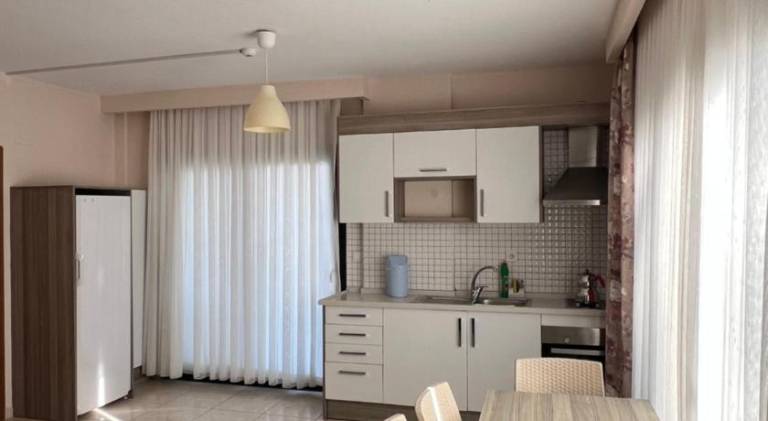 Serviced apartment with yard — photo 5