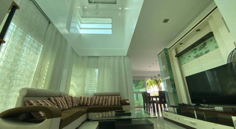 Villa with private pool, barbeque & terrace — photo 2