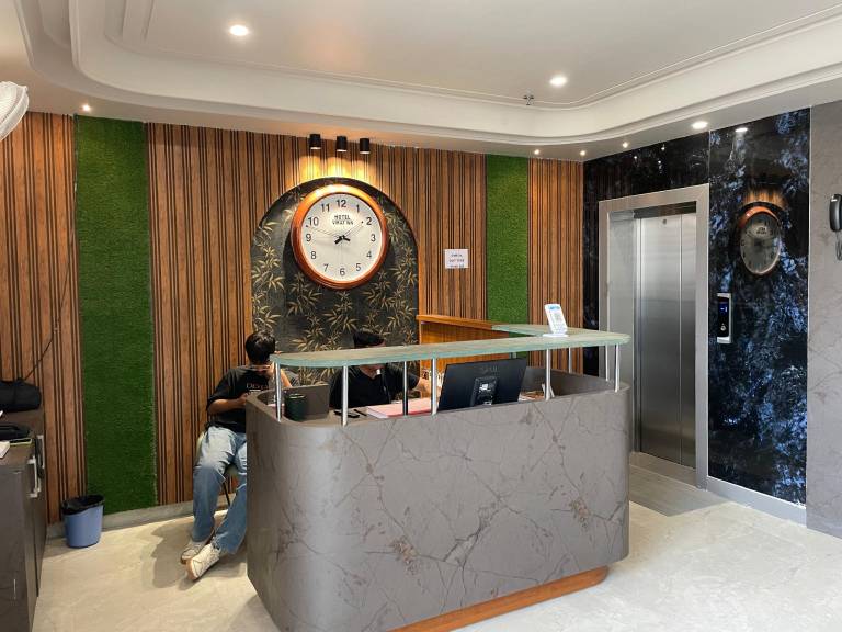HOTEL VIRAT INN