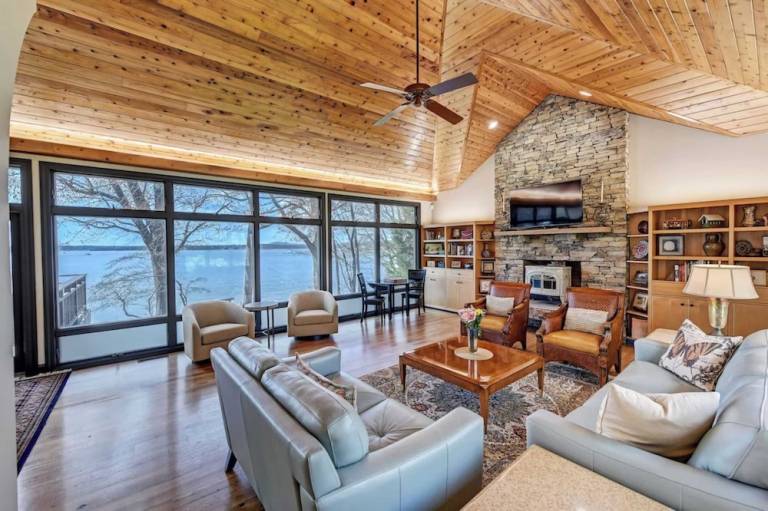 Cottage  Davidson