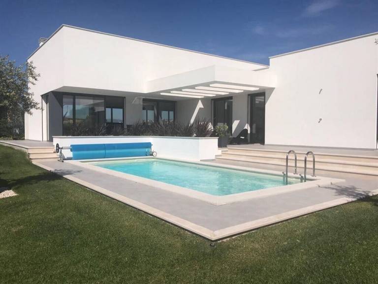 Fully equipped big villa with yard, private pool & barbecue | Beach view | Pets allowed — photo 2