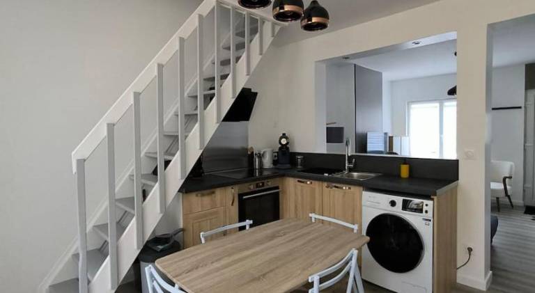 House | Beach nearby | Pet-friendly — photo 3
