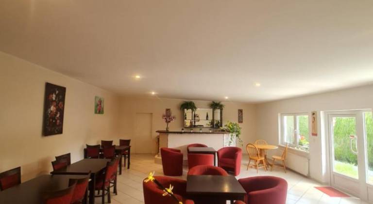 Cozy Room with garden in Bratislava — photo 3