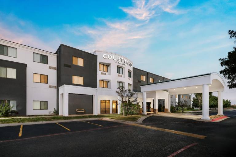 Courtyard by Marriott Amarillo West/Medical Center in Amarillo, TX