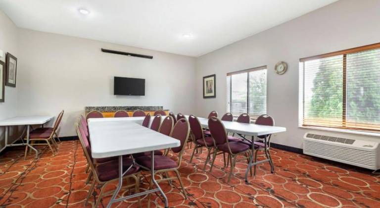 Best Western Plus Albert Lea I-90/I-35 Hotel — photo 5
