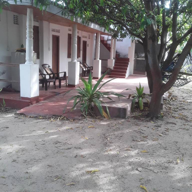Bungalow with 2 rooms for 6 persons — photo 5
