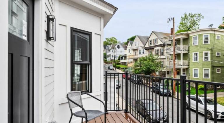 Ample apartment | Good for workation | Pet-friendly — photo 4