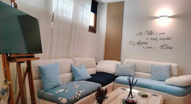 Rental apartment with 3 rooms for 5 persons — photo 2