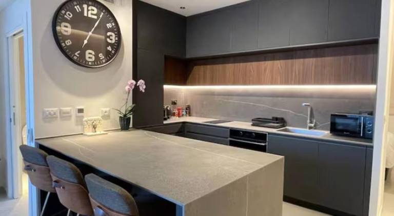 Amazing 2Bdrm penthouse in JLM with balcony and view - פנטהאוז ירושלים — photo 3