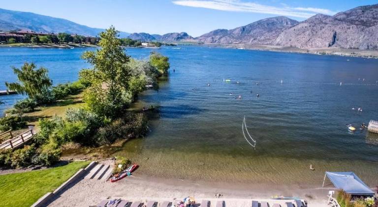 Holiday Inn Hotel & Suites Osoyoos By IHG — photo 5