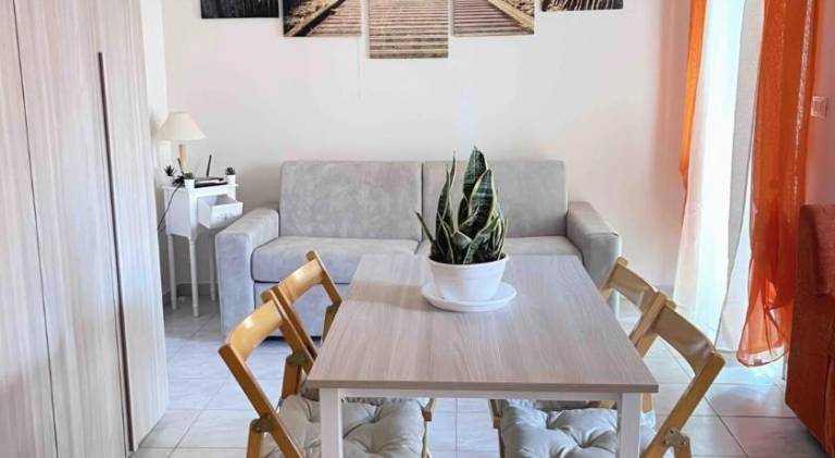 Apartment with 1 room for 4 persons — photo 3