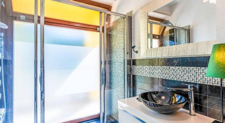 Charming apartment with pool | Pets allowed — photo 2