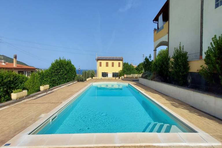 Apartment with pool, patio & yard | Beach nearby | Pets allowed in Castelsardo
