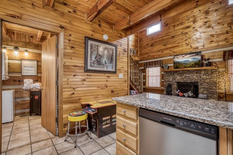 Cabin with private pool — photo 5