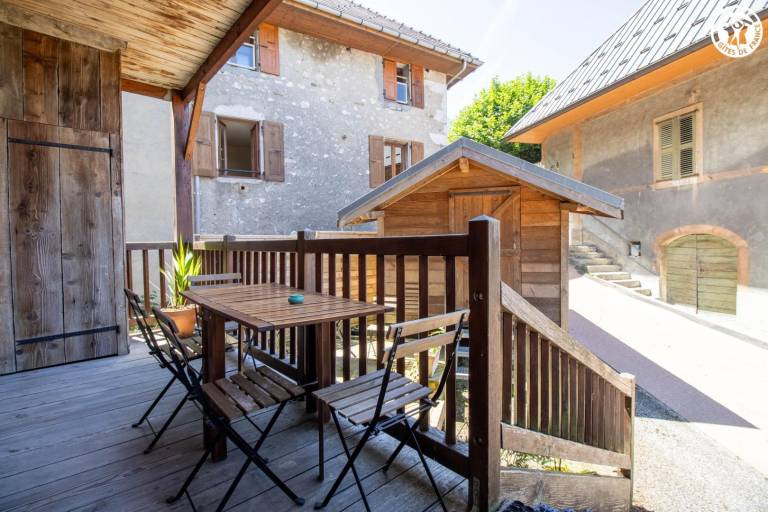 Gite with patio — photo 5