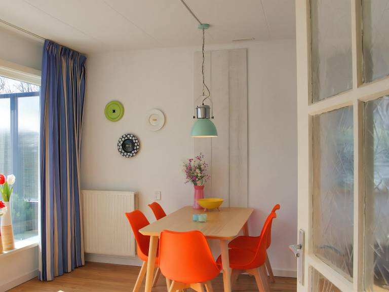 Child-friendly bungalow with patio & garden | Dogs allowed — photo 5