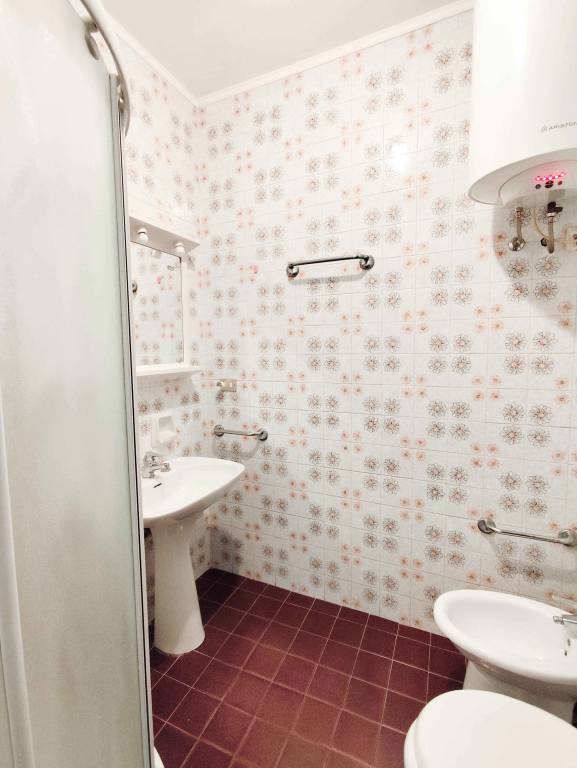 Holiday apartment with yard — photo 5