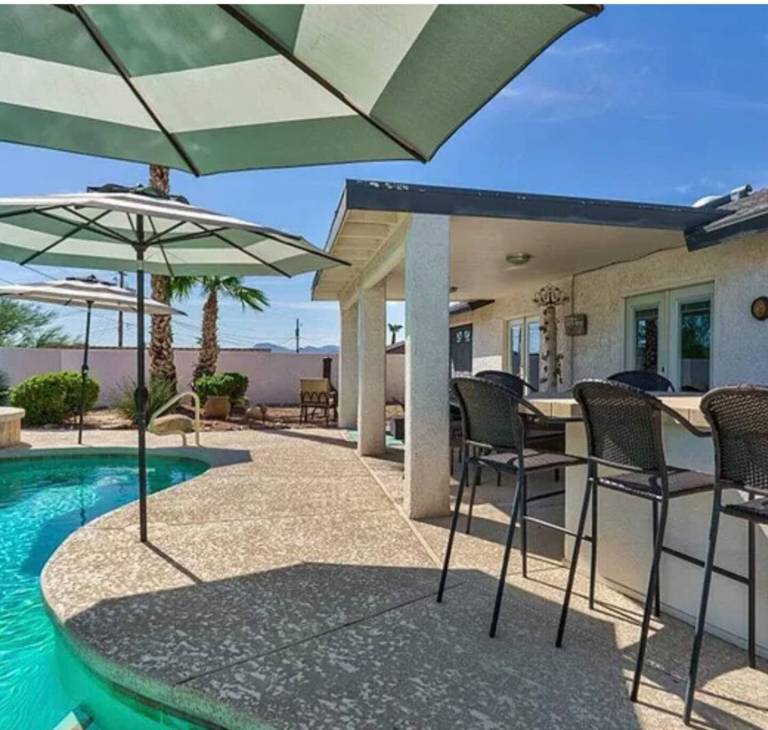 Children-friendly vacation home with barbecue, jacuzzi & private pool | Dogs allowed — photo 3