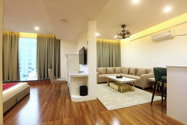 Sterling Plaza Hotel Bangalore Airport