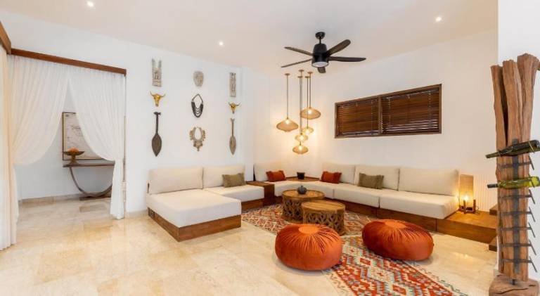 Villa with pool | Pet-friendly — photo 2