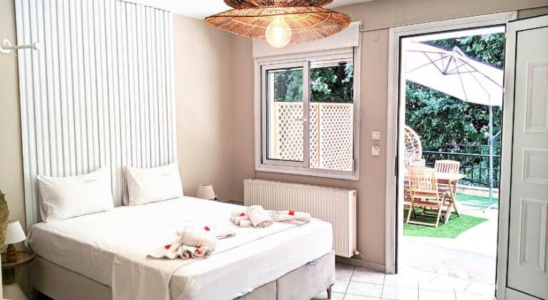 Rental apartment with garden & terrace — photo 2