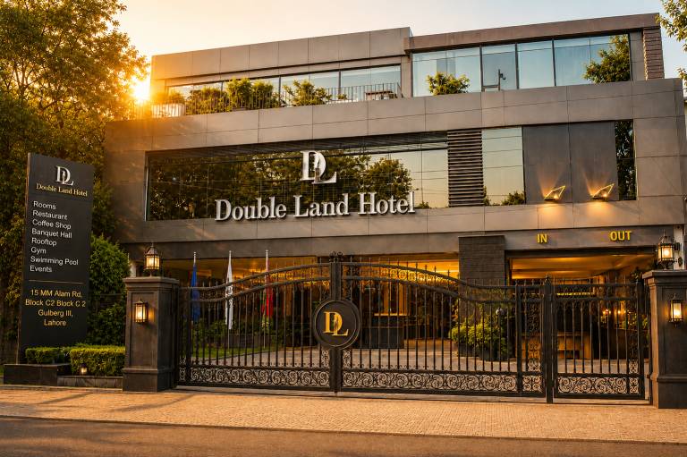 Double Land Hotel