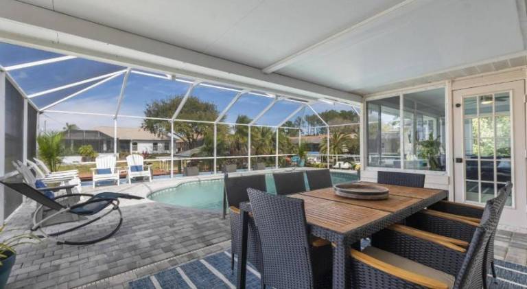 House with pool | Pet-friendly — photo 5