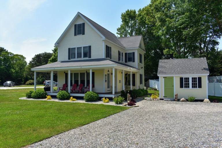 House West Yarmouth