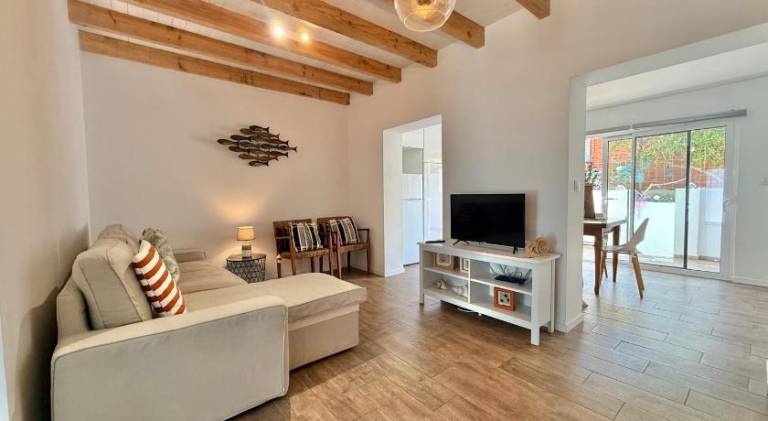 Villa with patio & garden | Close to the beach | Pets allowed — photo 2
