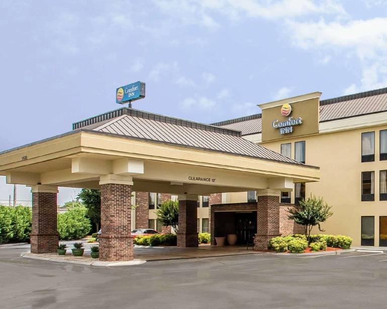 Comfort Inn Chattanooga Downtown Southside in Chattanooga, TN