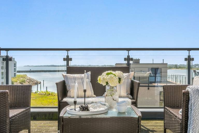 Panorama & Stil an der Ostsee: 115 m² Haus mit Sauna und 360° Meerblick Terrasse — photo 5