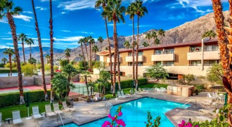 Fully equipped beautiful rental apartment with private pool, patio & jacuzzi | Perfect for remote work | Pets are welcome in Palm Springs, CA