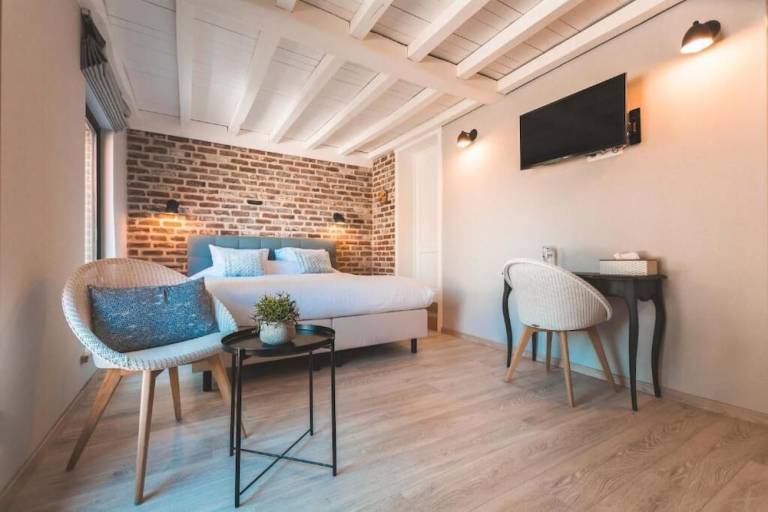 Bed and breakfast  Aalst