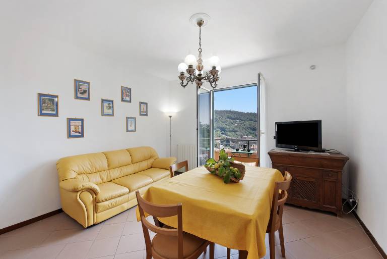 Holiday Home "Bagetti" with Sea View, 2 Private Terraces and Wi-Fi in Varazze