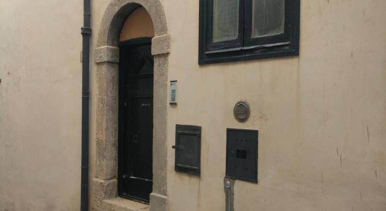 A P E house — photo 4