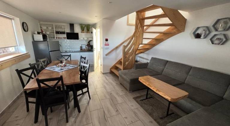 Chalet with jacuzzi | Pets are welcome — photo 3