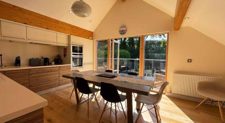 Beautiful vacation home with pool & jacuzzi | Close to the beach | Dogs allowed — photo 4