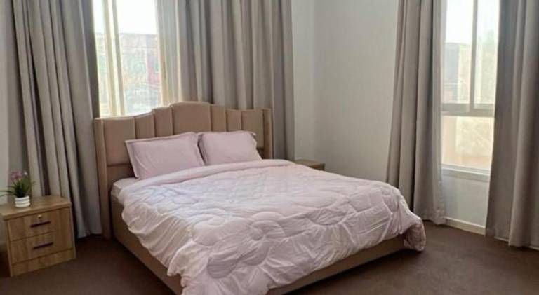 Khalifa A Home Stay Suite Room