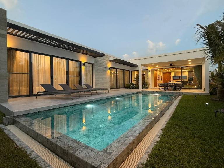 House with patio | Pets are welcome in Rawai