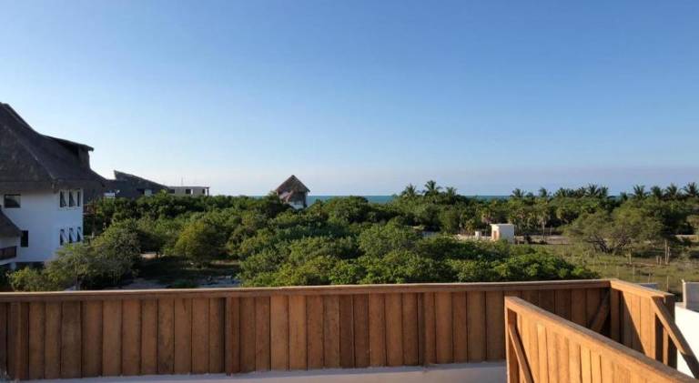 Villa with terrace, yard & pool | Dogs allowed — photo 5