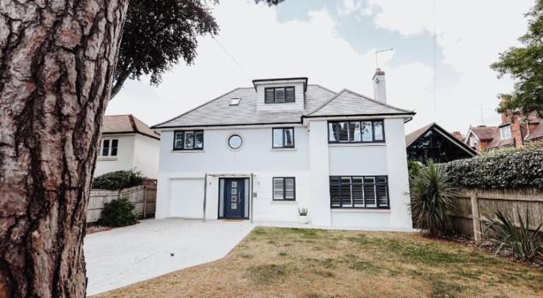 Vacation home | Beach nearby | Good for workation | Pet-friendly in Poole
