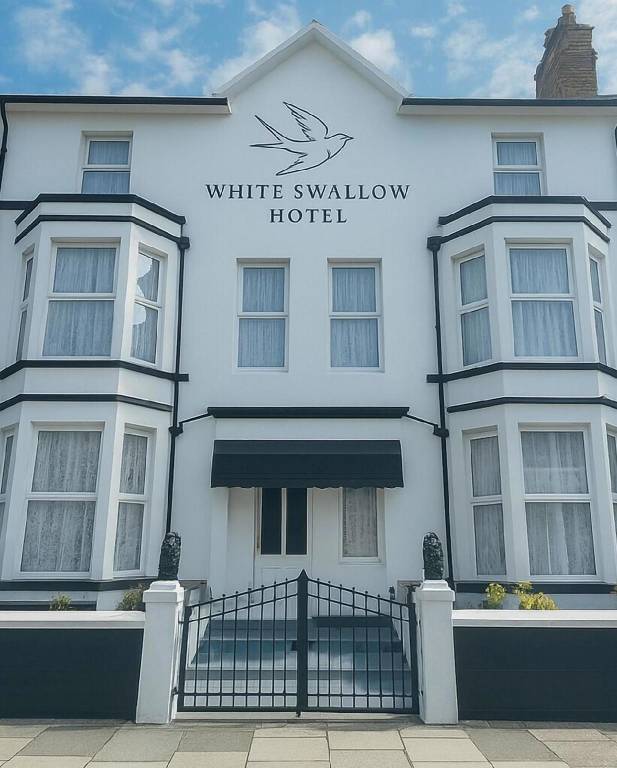 White Swallow Hotel — photo 3