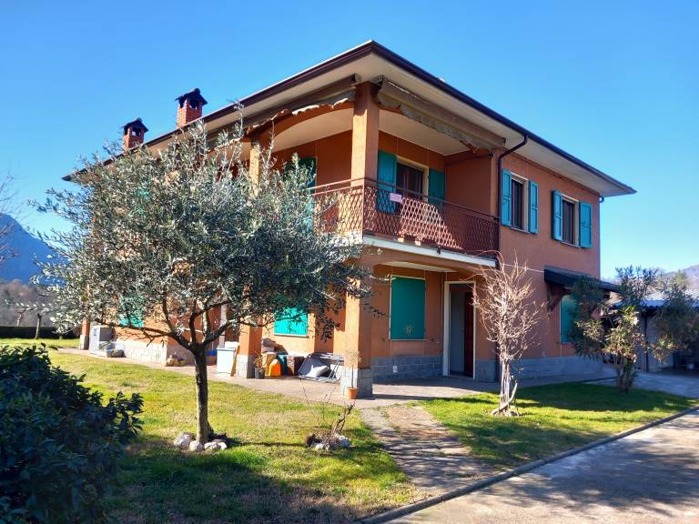 Ferienwohnung  Luino