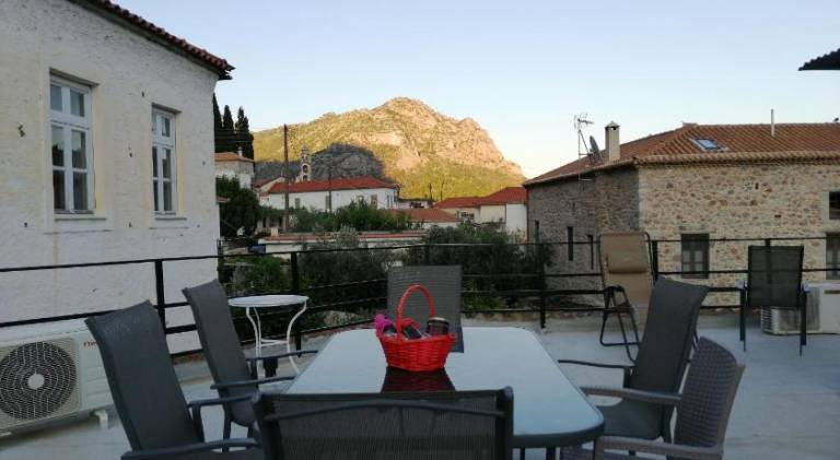 Apartment with barbeque & patio | Suitable for remote work — photo 3