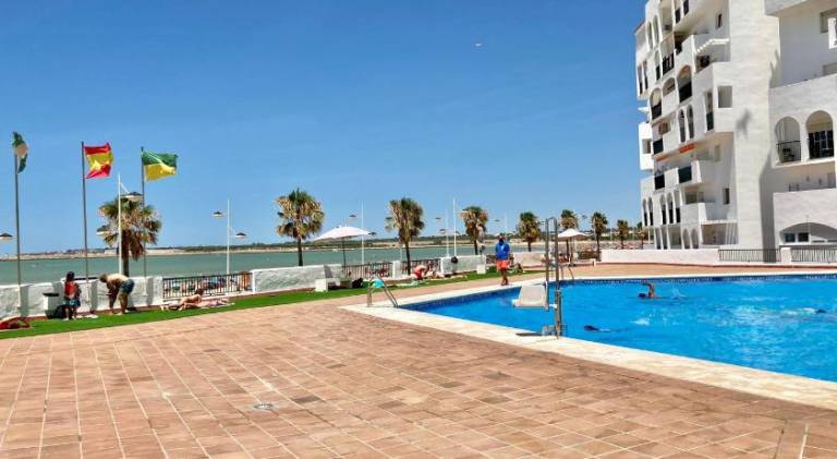 ESTUDIO BLEGAMAR VISTAS - Playa, WiFi y Aparcamiento — photo 2