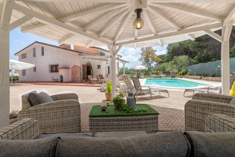 Villa 'Matian' with Private Pool, Wi-Fi and Air Conditioning in Sorso