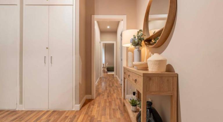 Apartment with garden, hot tub & terrace | Close to Sagrada Família — photo 4